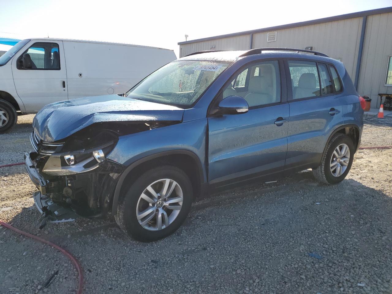 2017 Volkswagen Tiguan VIN WVGAV7AX7HK022387