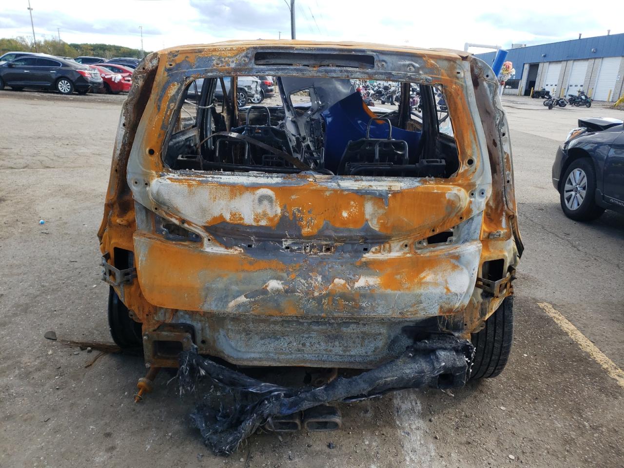 2022 KIA Soul VIN KNDJ53AF2N7823912 Copart auction photo, burn / missing/altered vin damage thumbnail 6