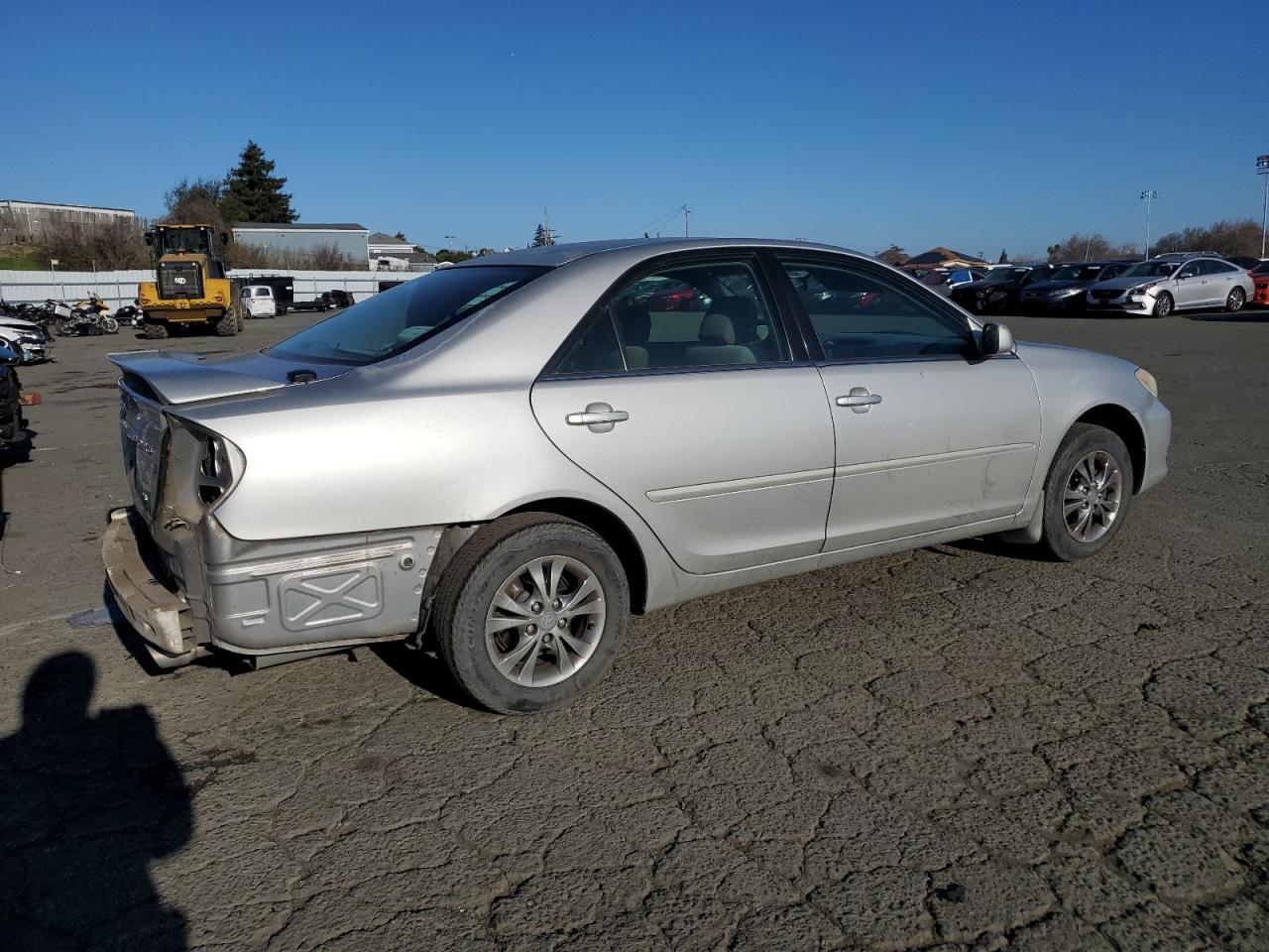 2005 Toyota Camry VIN 4T1BF30K95U092621 Copart auction photo, all over damage thumbnail 3