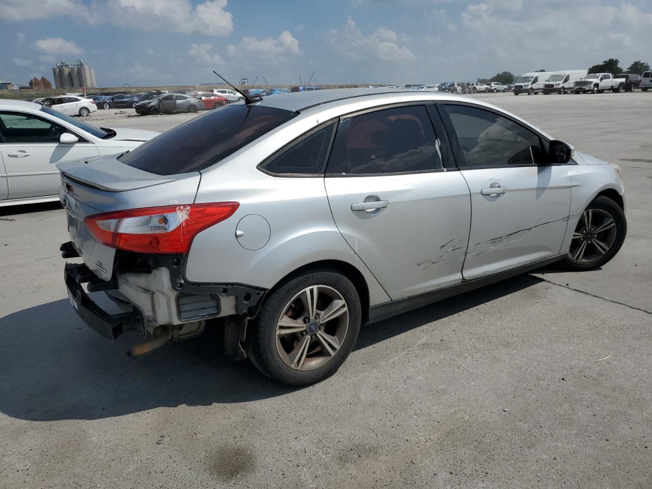 2014 Ford Focus VIN 1FADP3F25EL275883 Copart auction photo, rear end / side damage thumbnail 3