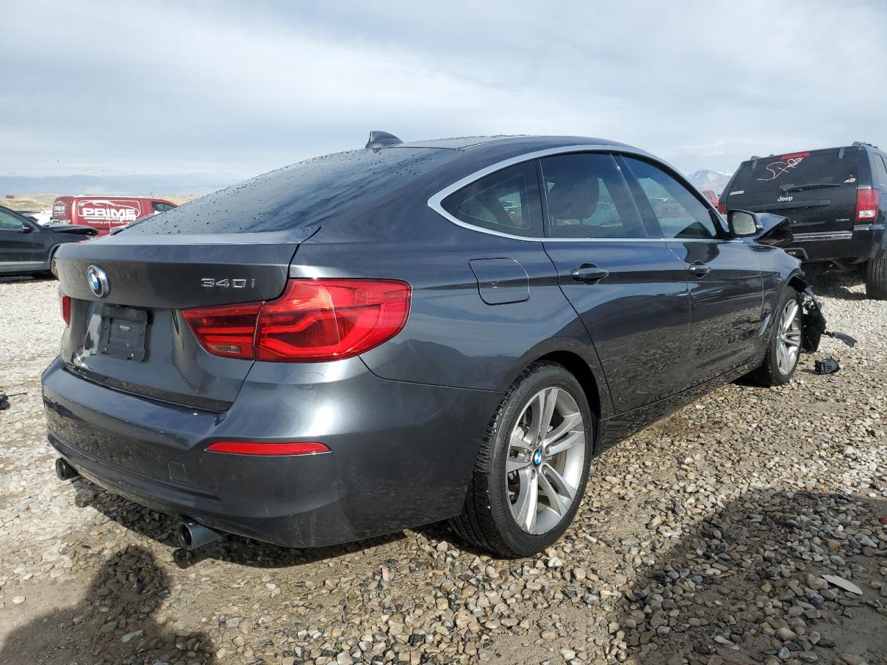 2018 BMW 3er VIN WBA8Y3C53JG451305 Copart auction photo, side / front end damage thumbnail 3