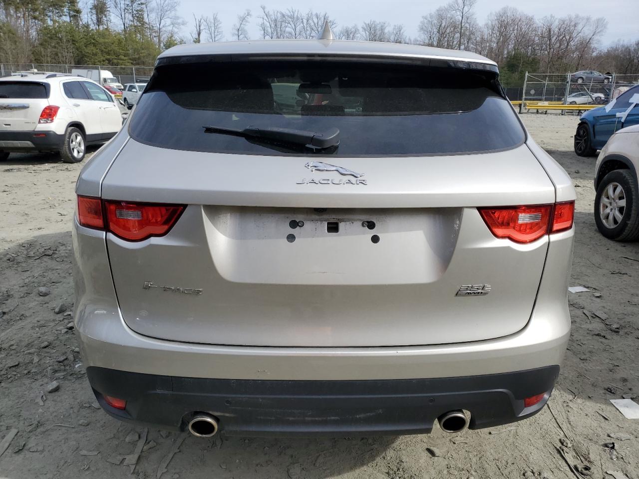 2017 Jaguar F-Pace VIN SADCK2BVXHA060972 Copart auction photo, front end damage thumbnail 6