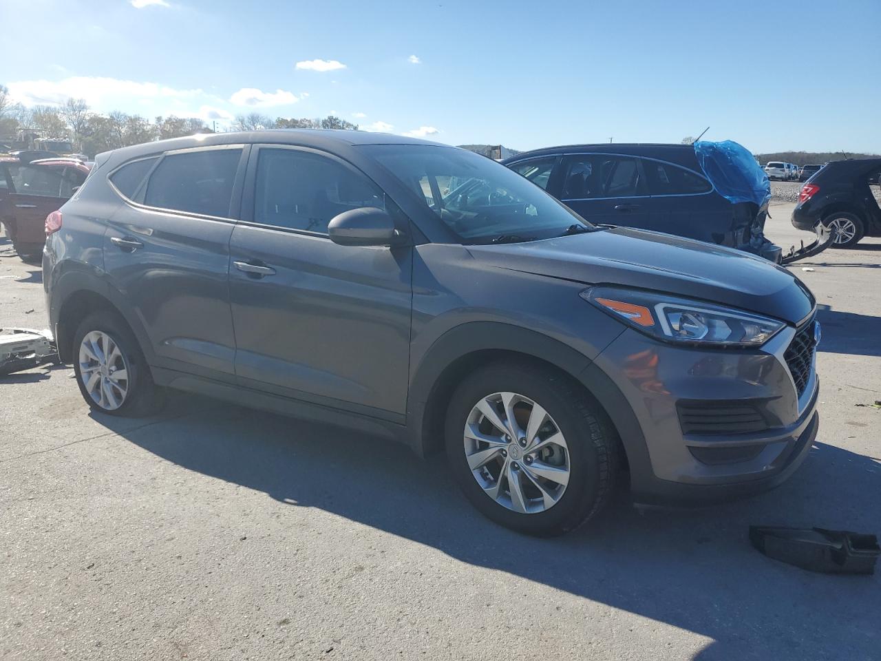 2021 Hyundai Tucson VIN KM8J23A41MU337885 Copart auction photo, front end / side damage thumbnail 4