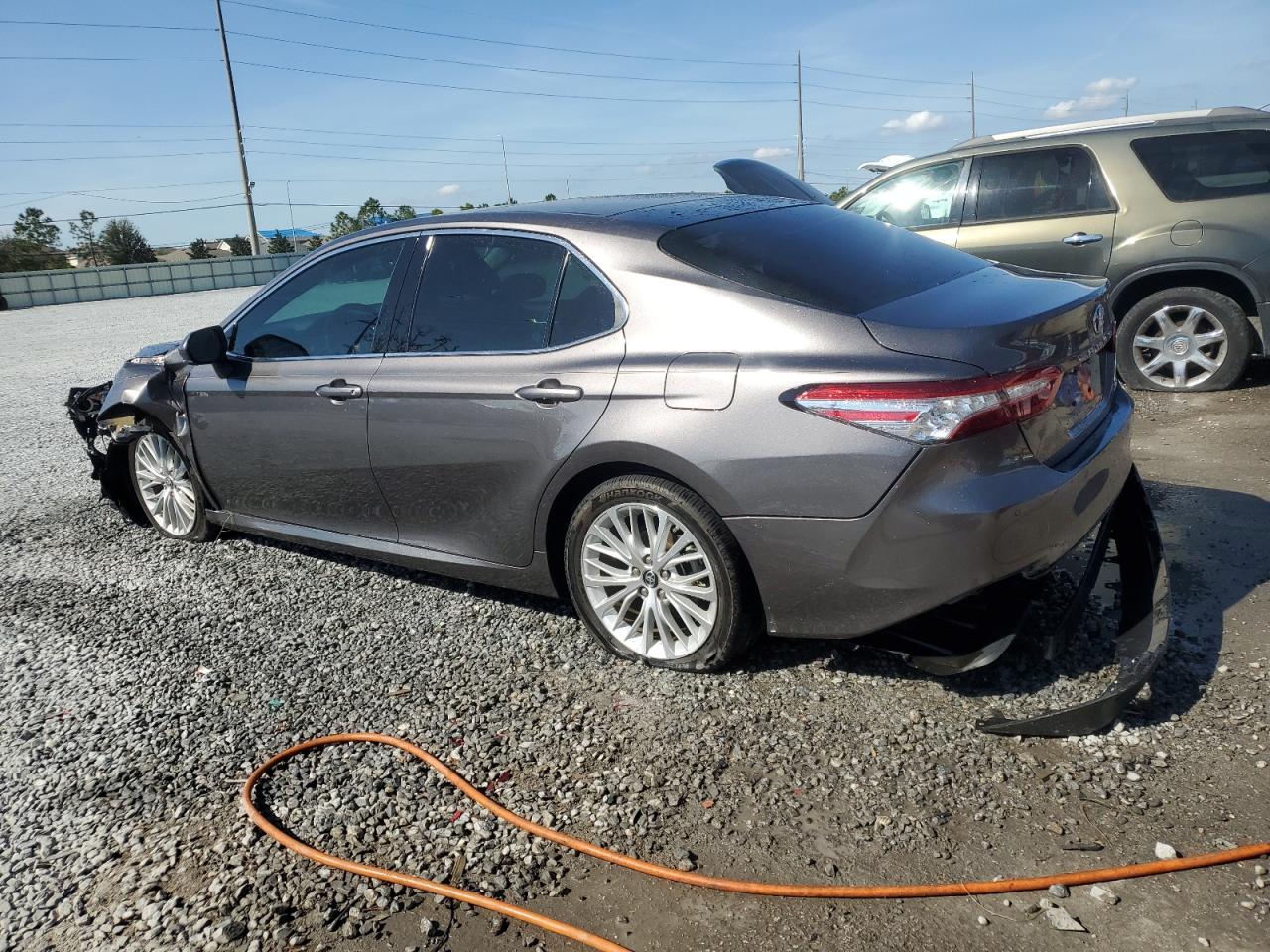 2018 Toyota Camry VIN 4T1B11HK3JU046767 Copart auction photo, front end / rear end damage thumbnail 2