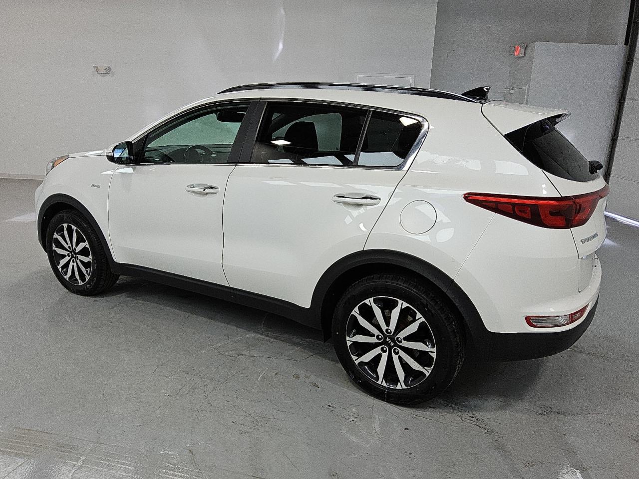 2019 KIA Sportage VIN KNDPNCAC3K7588402 Copart auction photo, mechanical damage thumbnail 2