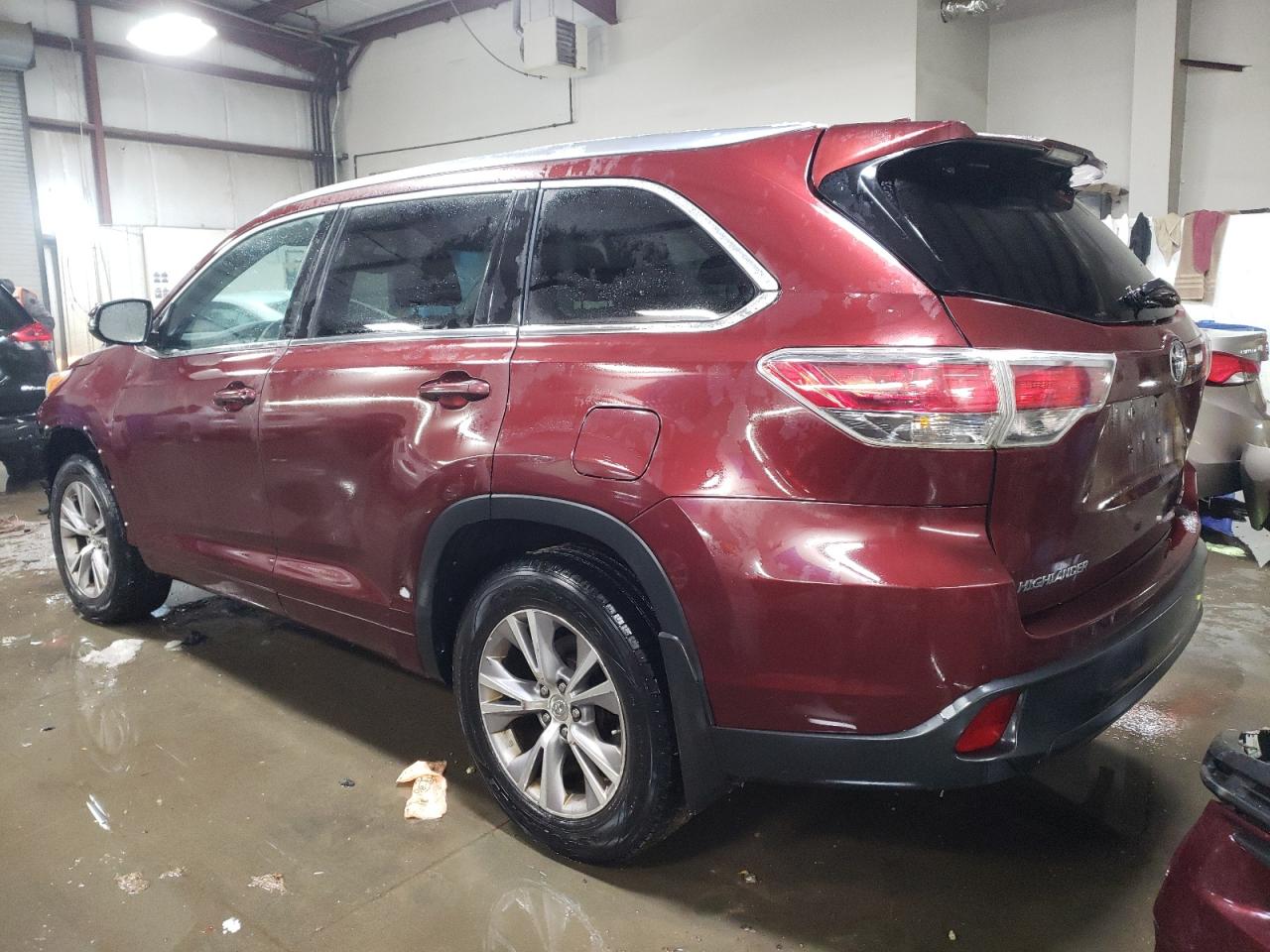 2014 Toyota Highlander VIN 5TDJKRFH0ES067850 Copart auction photo, front end damage thumbnail 2