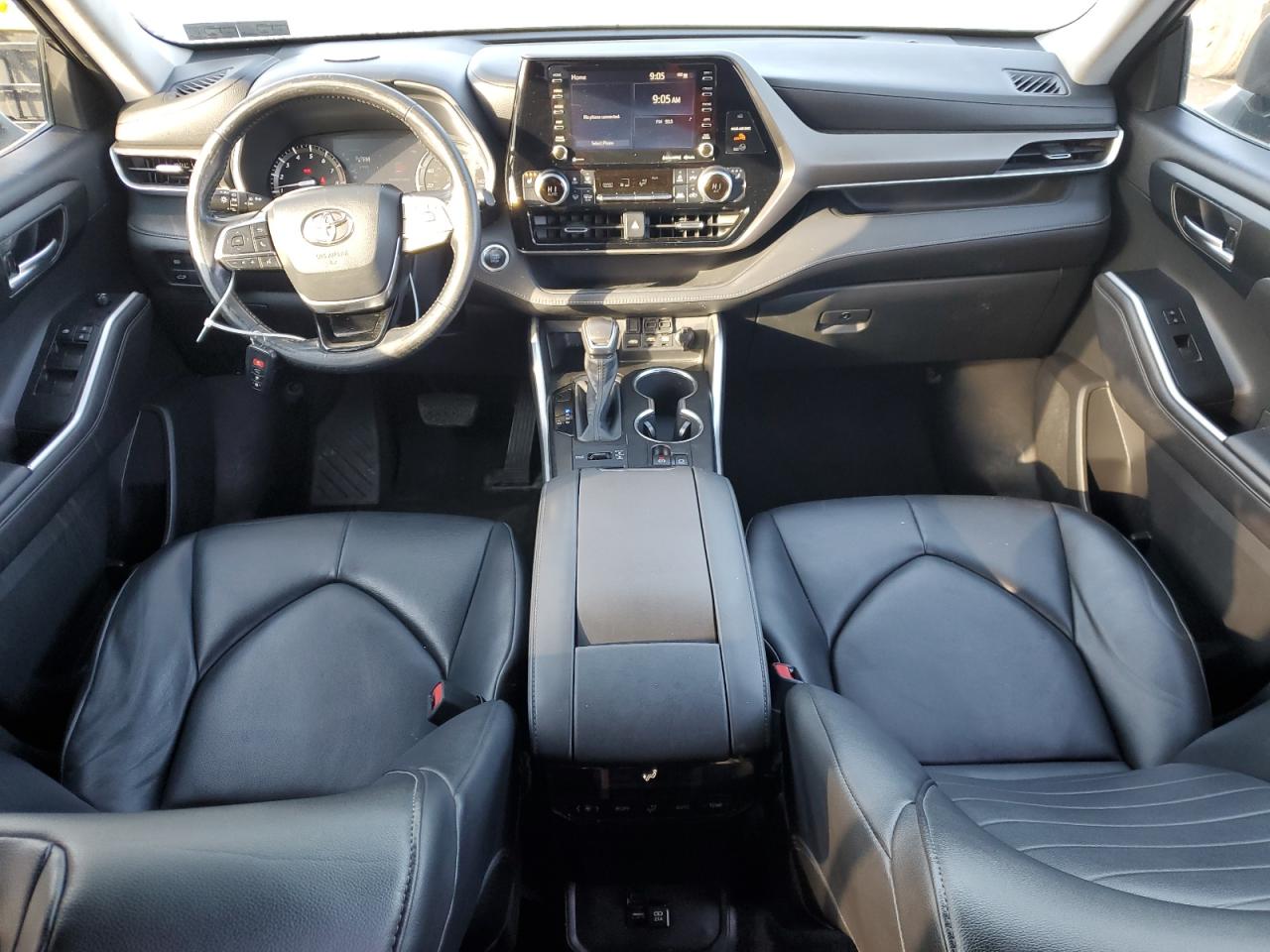 2020 Toyota Highlander VIN 5TDGZRBH9LS011656 Copart auction photo, rear end damage thumbnail 8