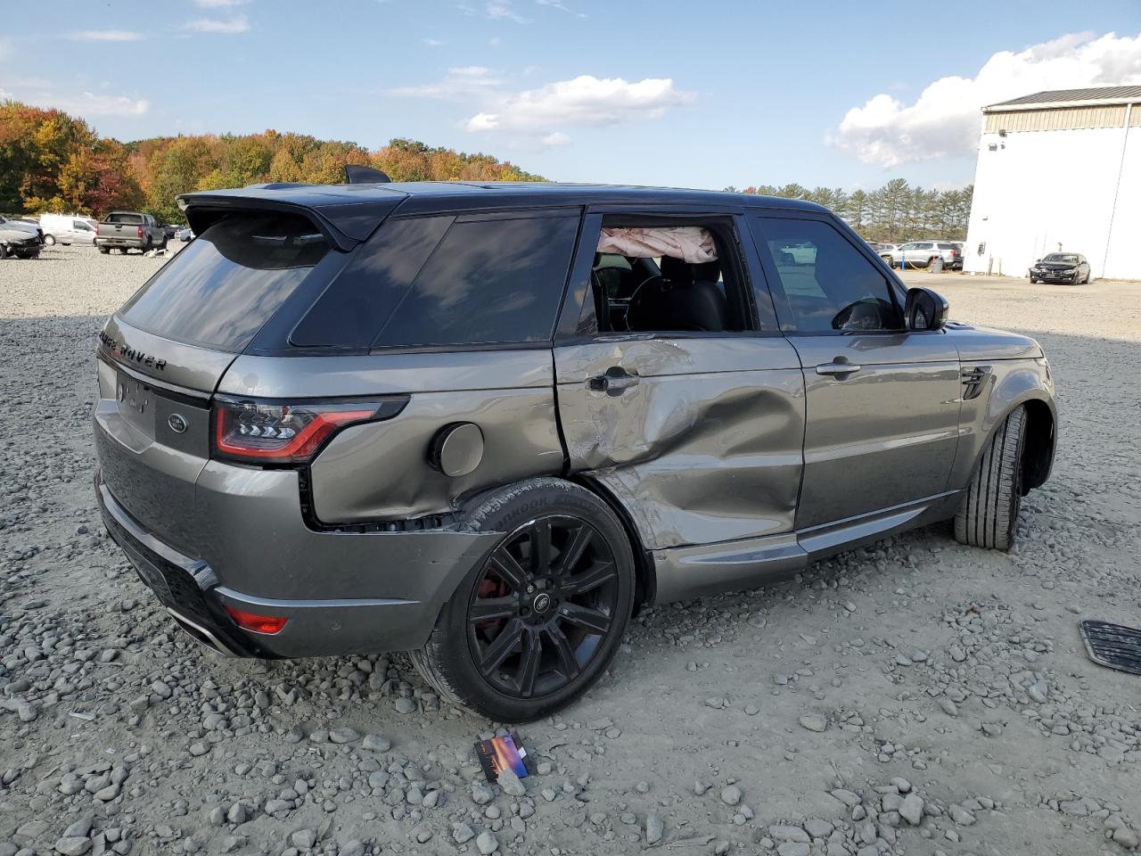 2020 Land Rover Range Rover VIN SALWR2SE1LA889709 Copart auction photo, side / rear end damage thumbnail 3