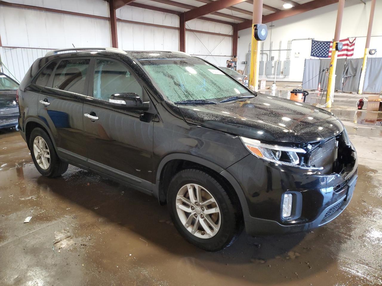 2015 KIA Sorento VIN 5XYKT4A73FG580124 Copart auction photo, front end damage thumbnail 4