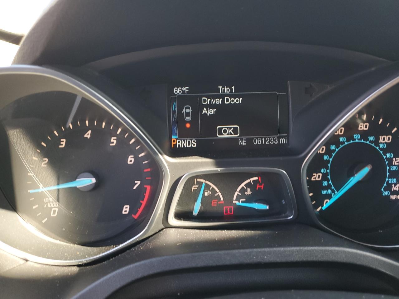 2016 Ford Escape VIN 1FMCU0GX0GUB09092 Copart auction photo, minor dent/scratches damage thumbnail 9