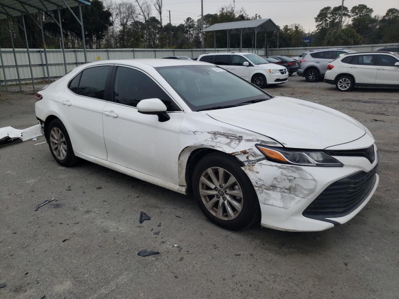 2020 Toyota Camry VIN 4T1C11AK0LU400956 Copart auction photo, rear end / front end damage thumbnail 4