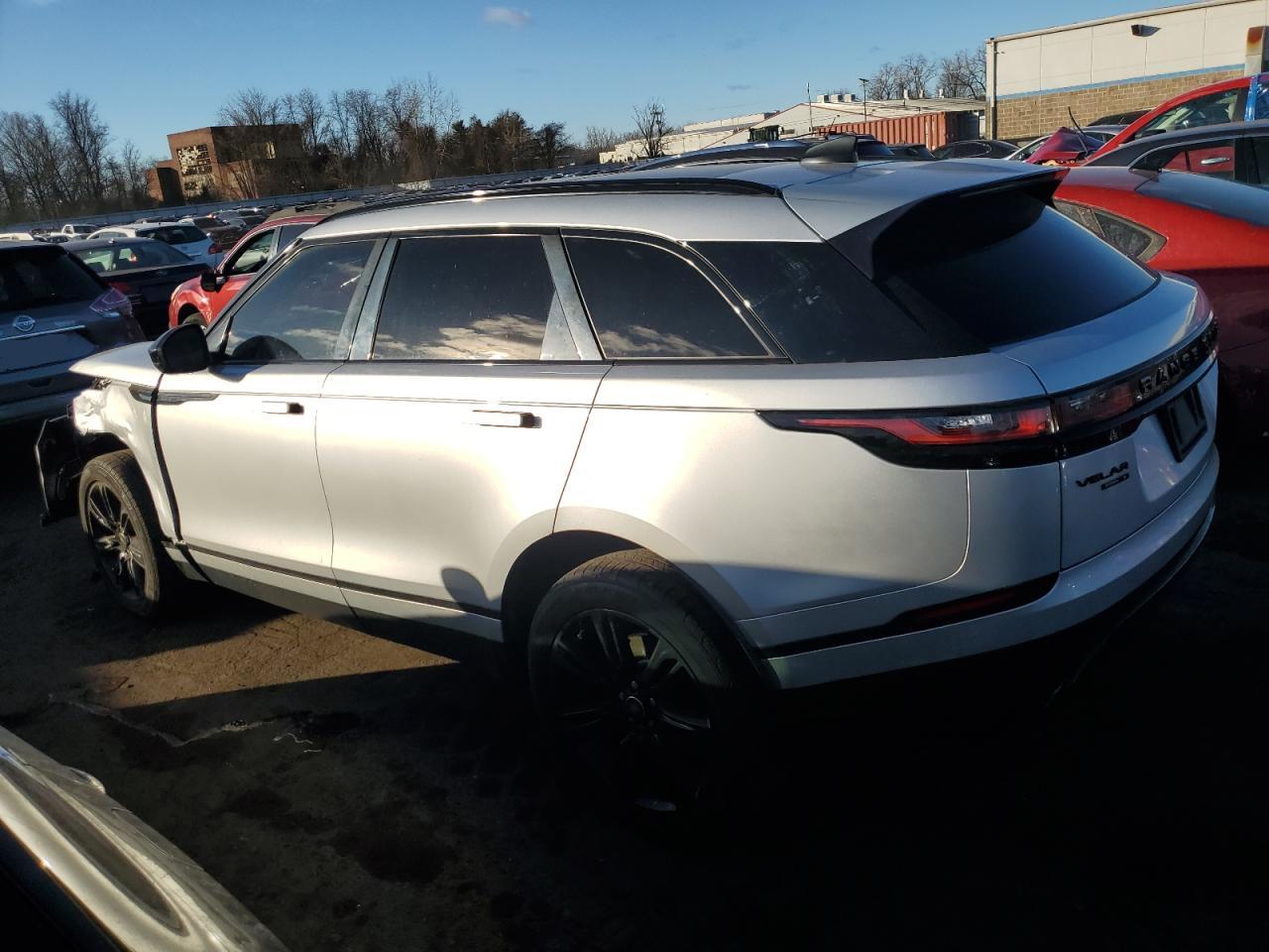 2019 Land Rover Range Rover VIN SALYB2EXXKA215017 Copart auction photo, front end damage thumbnail 2