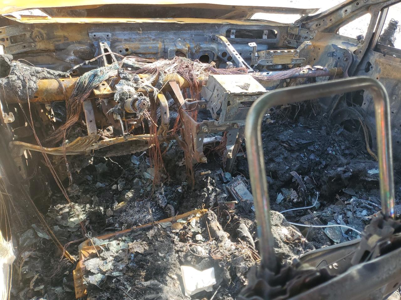 2014 Toyota Venza VIN 4T3BA3BB8EU063968 Copart auction photo, burn damage thumbnail 8