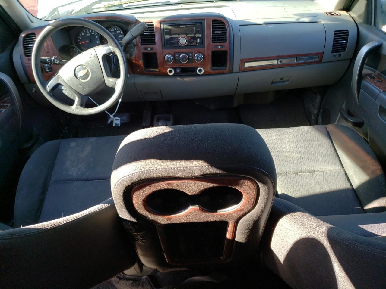 2011 Chevrolet Silverado VIN 1GCRKREA3BZ156989 Copart auction photo, mechanical / minor dent/scratches damage thumbnail 8
