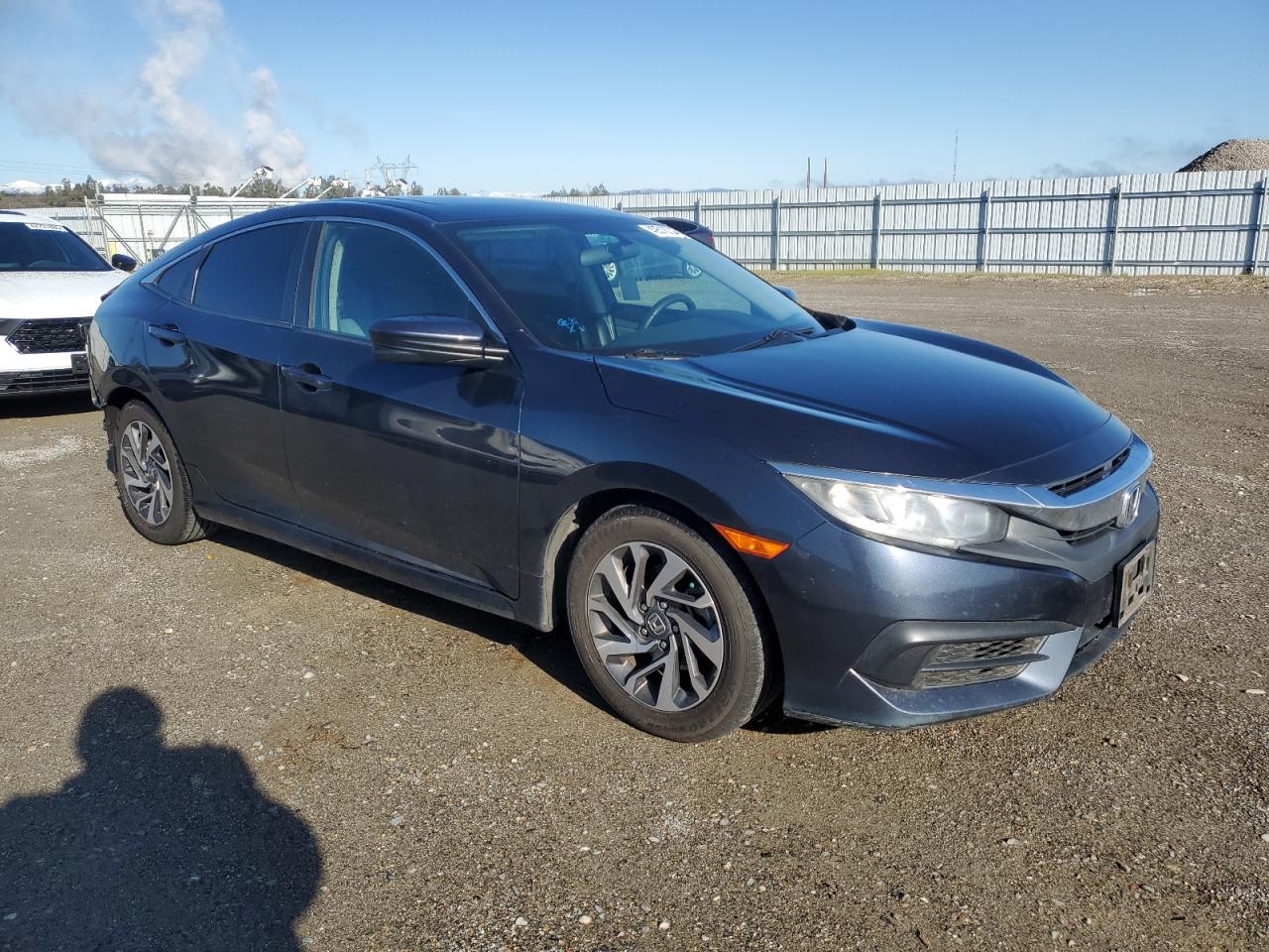 2016 Honda Civic VIN 19XFC2F71GE229208 Copart auction photo, rear end damage thumbnail 4
