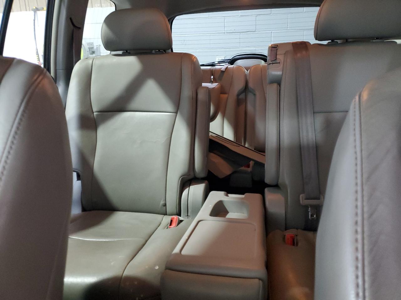 2011 Toyota Highlander VIN 5TDBK3EH2BS053706 Copart auction photo, mechanical / minor dent/scratches damage thumbnail 10