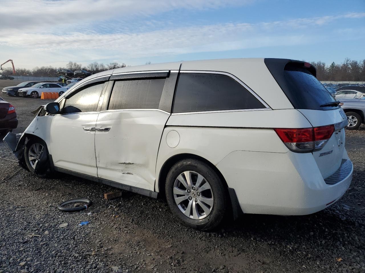 2015 Honda Odyssey VIN 5FNRL5H63FB061891 Copart auction photo, front end / side damage thumbnail 2