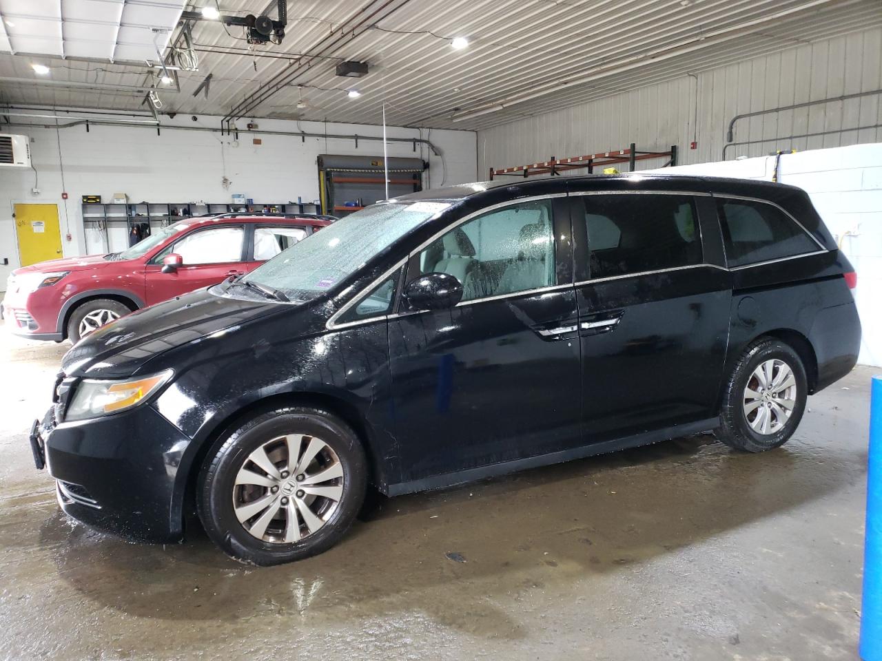 2015 Honda Odyssey VIN 5FNRL5H46FB130023