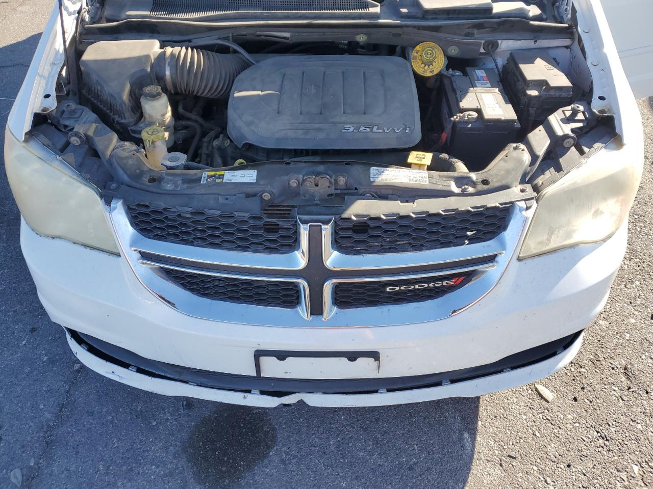 2014 Dodge Caravan VIN 2C4RDGBG3ER102453 Copart auction photo, side / front end damage thumbnail 13