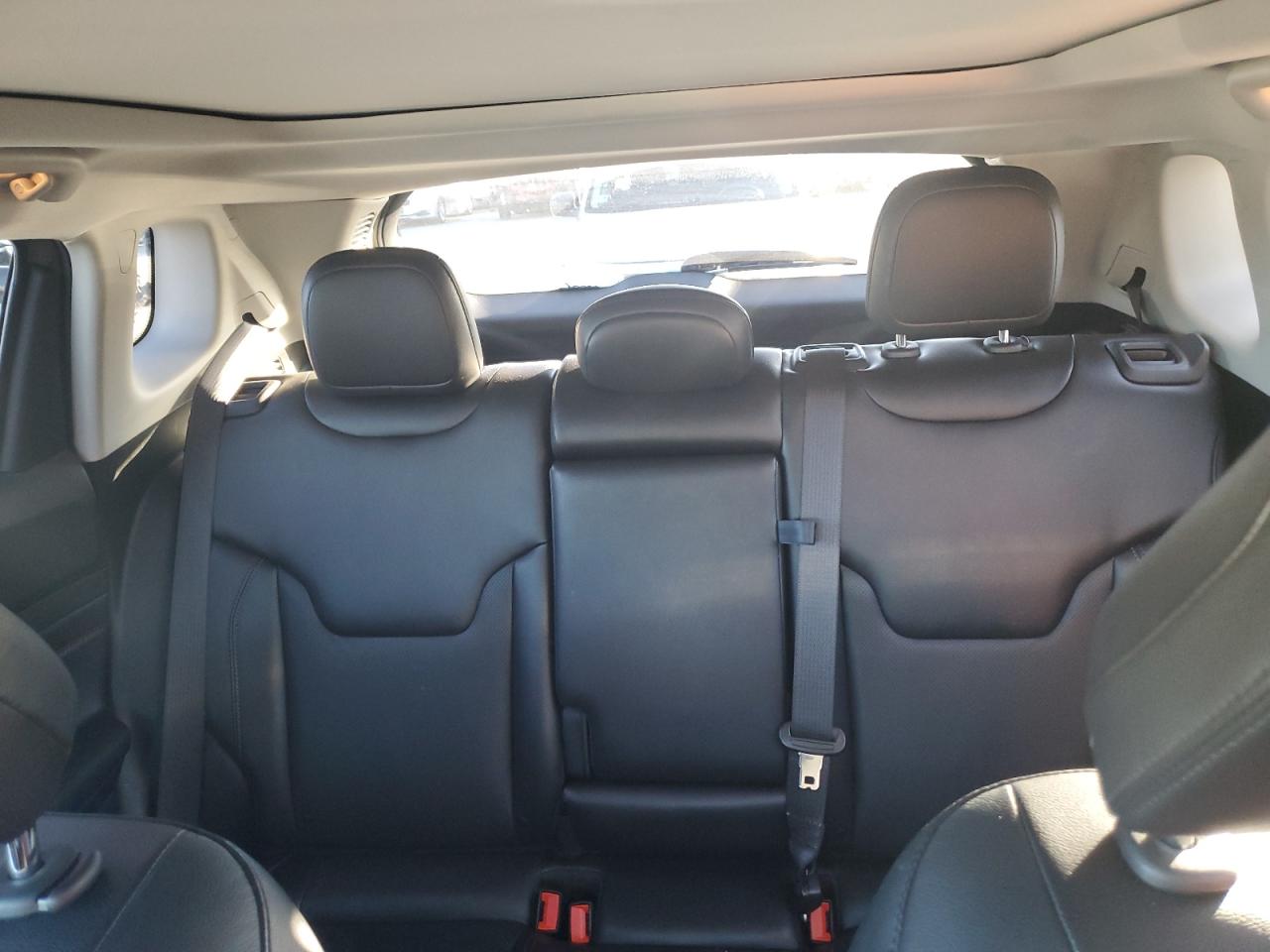 2022 Jeep Compass VIN 3C4NJDDB4NT135918 Copart auction photo, all over damage thumbnail 10