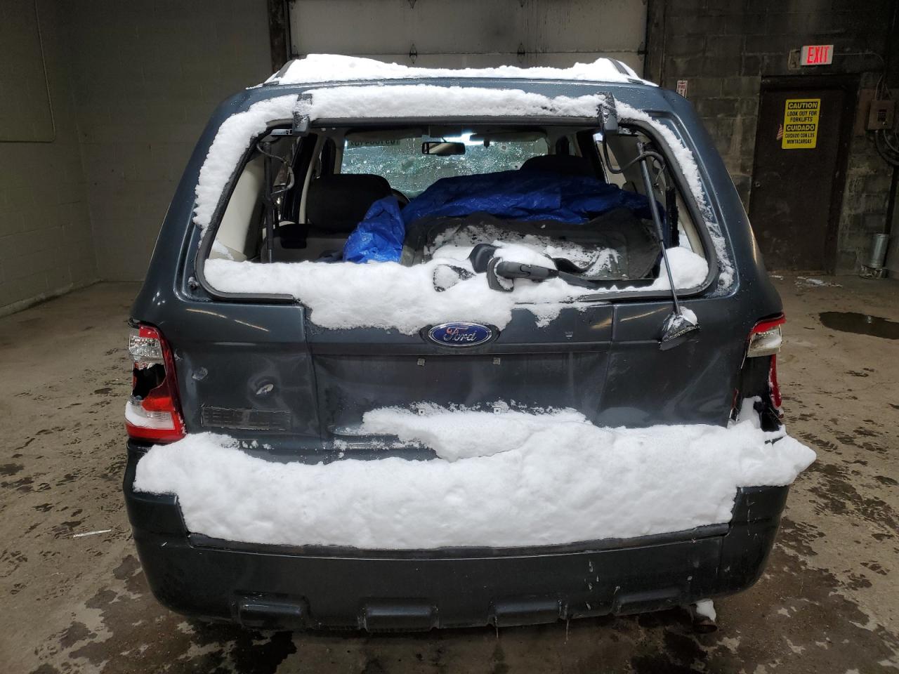 2009 Ford Escape VIN 1FMCU93GX9KC68999 Copart auction photo, vandalism damage thumbnail 6