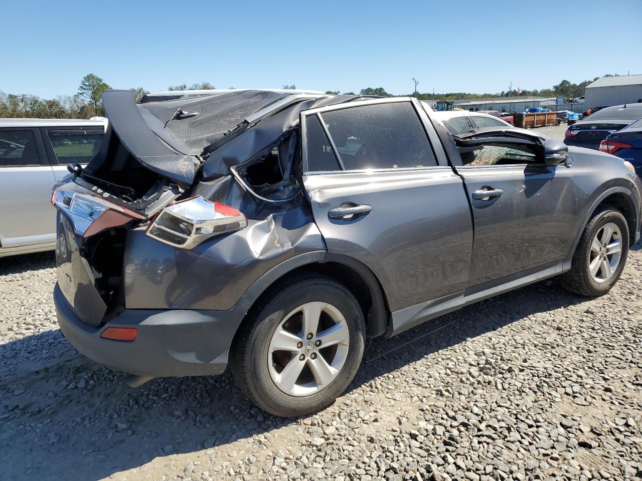 2014 Toyota RAV 4 VIN 2T3WFREV0EW122958 Copart auction photo, all over damage thumbnail 3