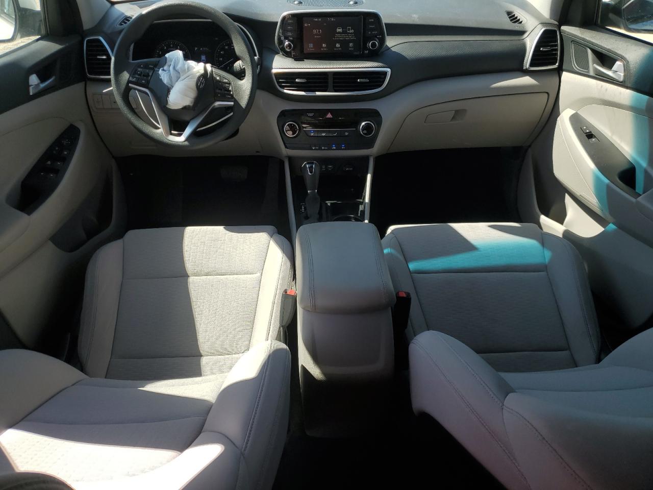 2021 Hyundai Tucson VIN KM8J23A47MU392308 Copart auction photo, front end / minor dent/scratches damage thumbnail 8