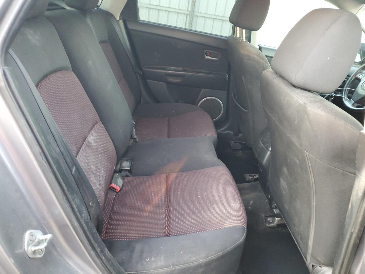 2006 Mazda 3 VIN JM1BK144861475484 Copart auction photo, rear end / mechanical damage thumbnail 10
