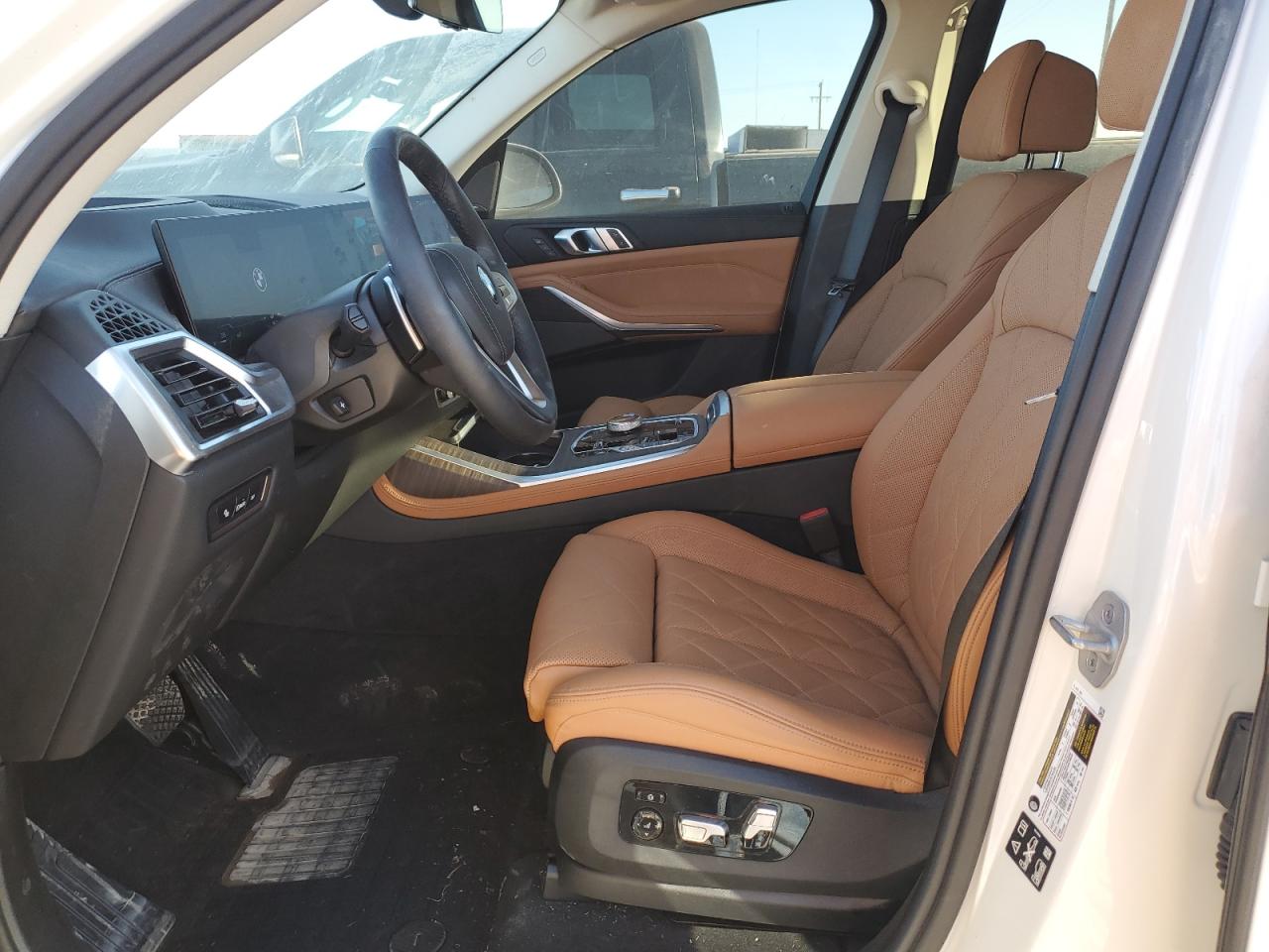 2024 BMW X7 VIN 5UX23EM07R9V16547 Copart auction photo, water/flood damage thumbnail 7