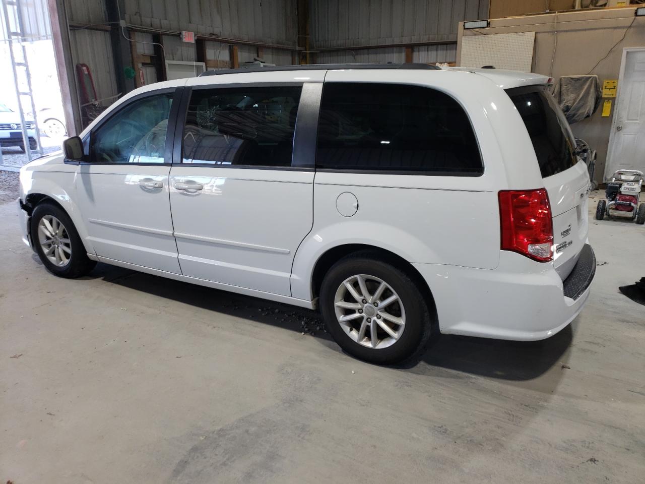 2016 Dodge Caravan VIN 2C4RDGCG4GR169144 Copart auction photo, front end damage thumbnail 2