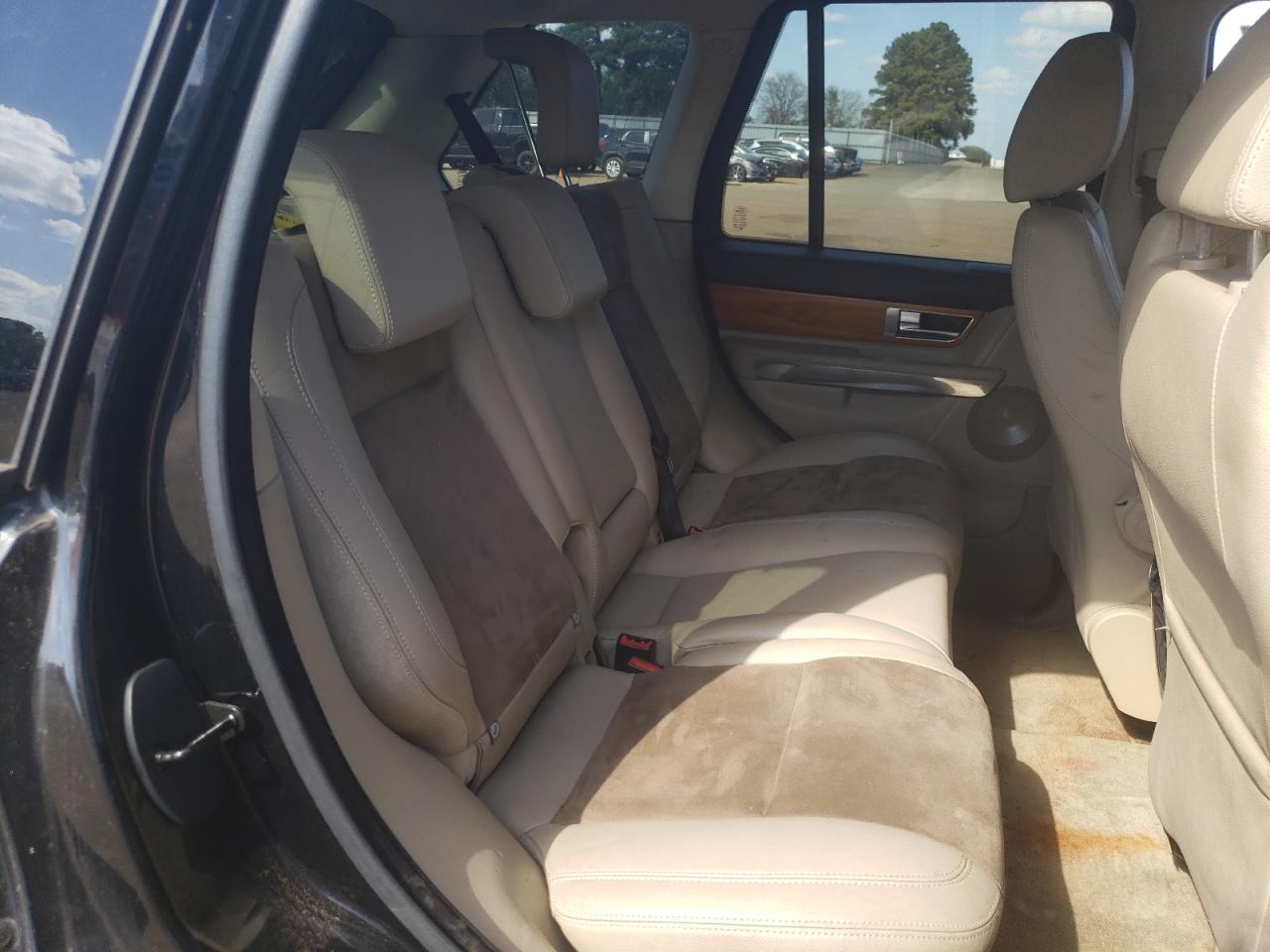 2010 Land Rover Range Rover VIN SALSK2D46AA241500 Copart auction photo, mechanical / minor dent/scratches damage thumbnail 11