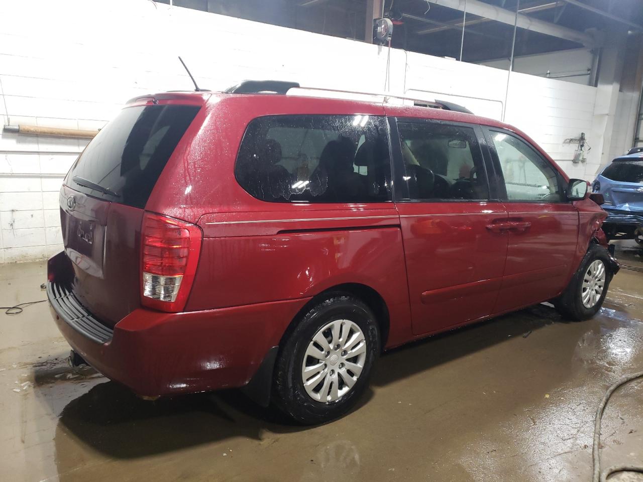 2014 KIA Sedona VIN KNDMG4C73E6586744 Copart auction photo, front end damage thumbnail 3