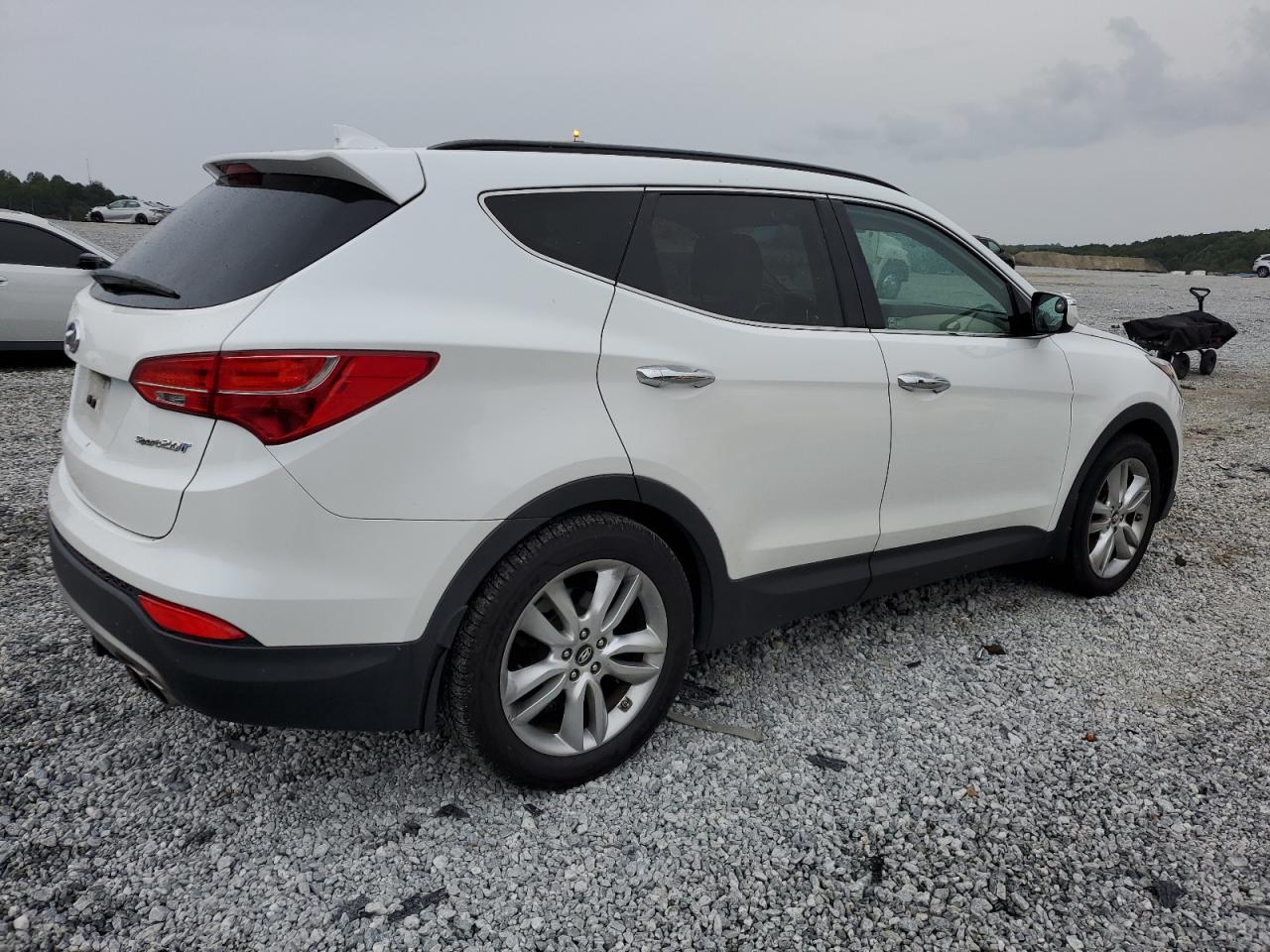 2013 Hyundai Santa Fe VIN 5XYZU3LA5DG082969 Copart auction photo, front end / minor dent/scratches damage thumbnail 3