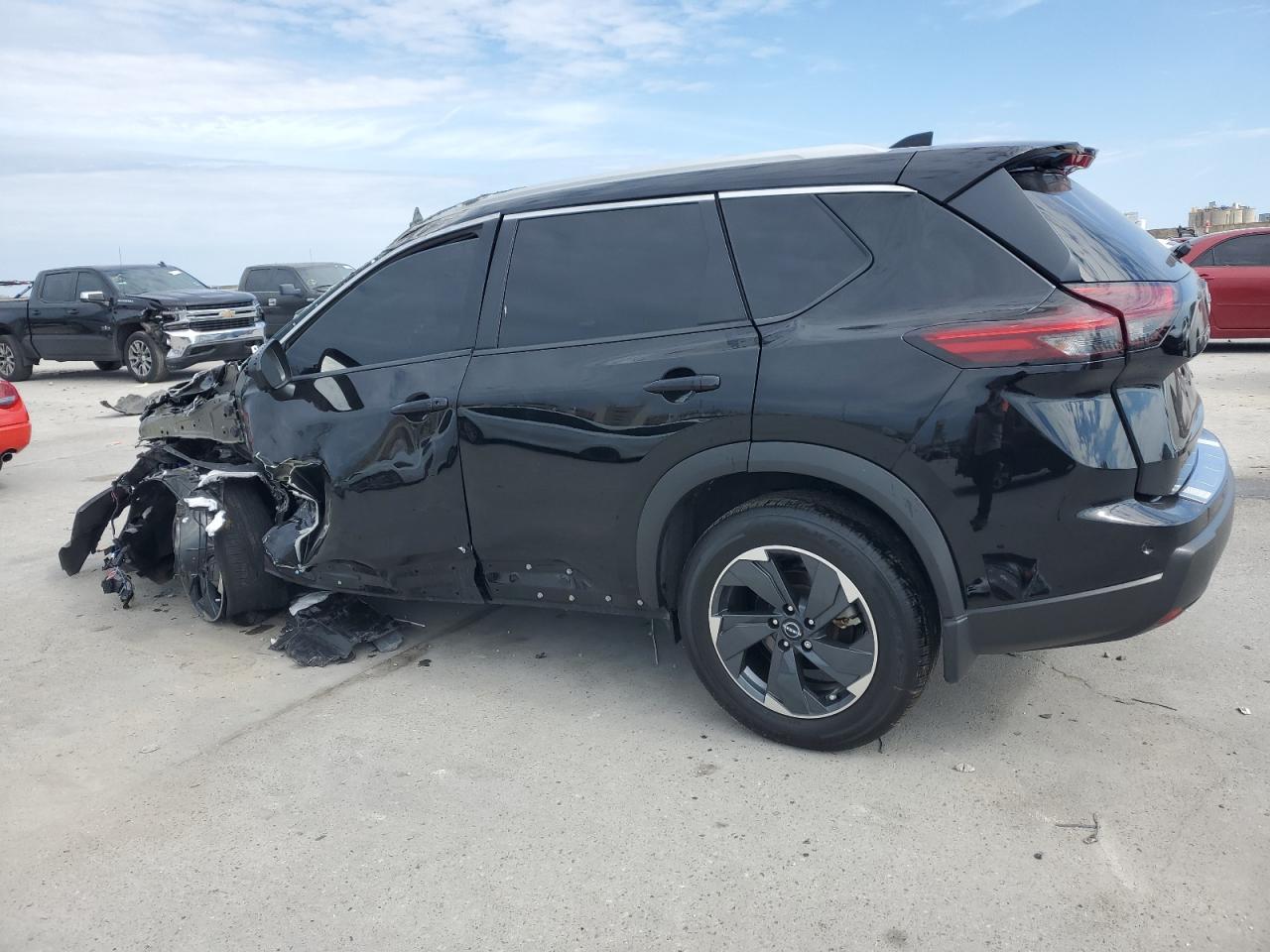 2024 Nissan Rogue VIN 5N1BT3BA6RC711653 Copart auction photo, rollover / top/roof damage thumbnail 2