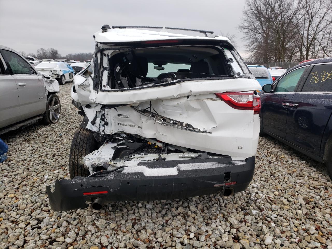 2019 Chevrolet Traverse VIN 1GNEVGKW7KJ317070 Copart auction photo, rear end / front end damage thumbnail 6