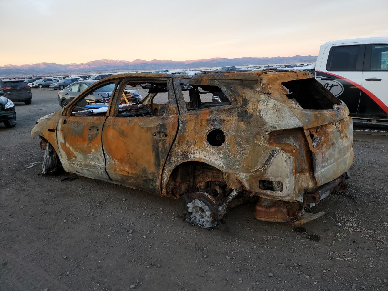 2021 Buick Enclave VIN 5GAEVCKW1MJ121650 Copart auction photo, burn damage thumbnail 2