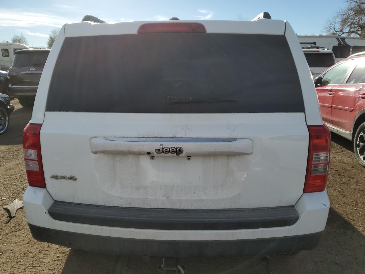 2016 Jeep Liberty (Patriot) VIN 1C4NJRBB7GD512007 Copart auction photo, front end / hail damage thumbnail 6