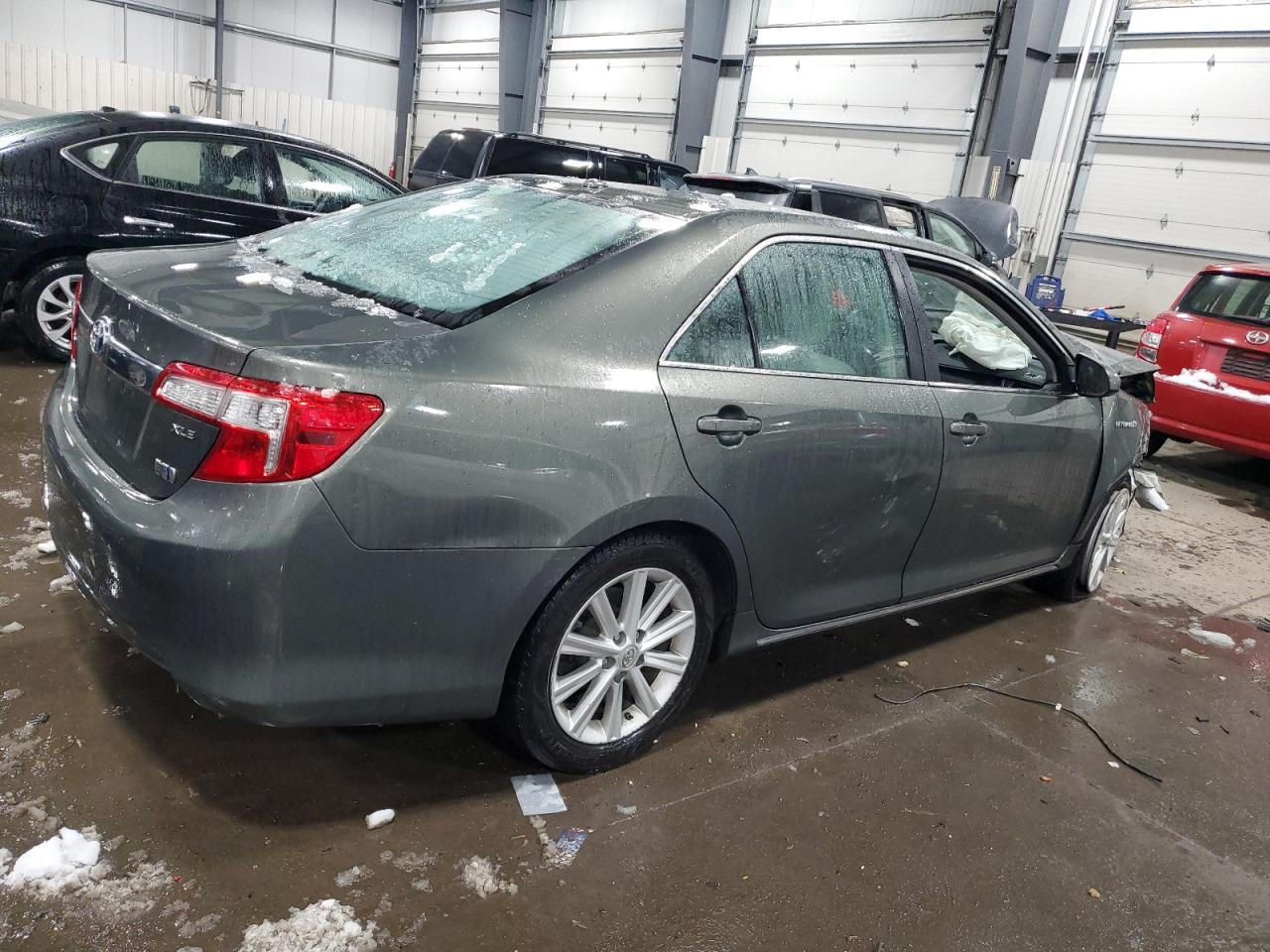 2012 Toyota Camry VIN 4T1BD1FK1CU042911 Copart auction photo, front end damage thumbnail 3