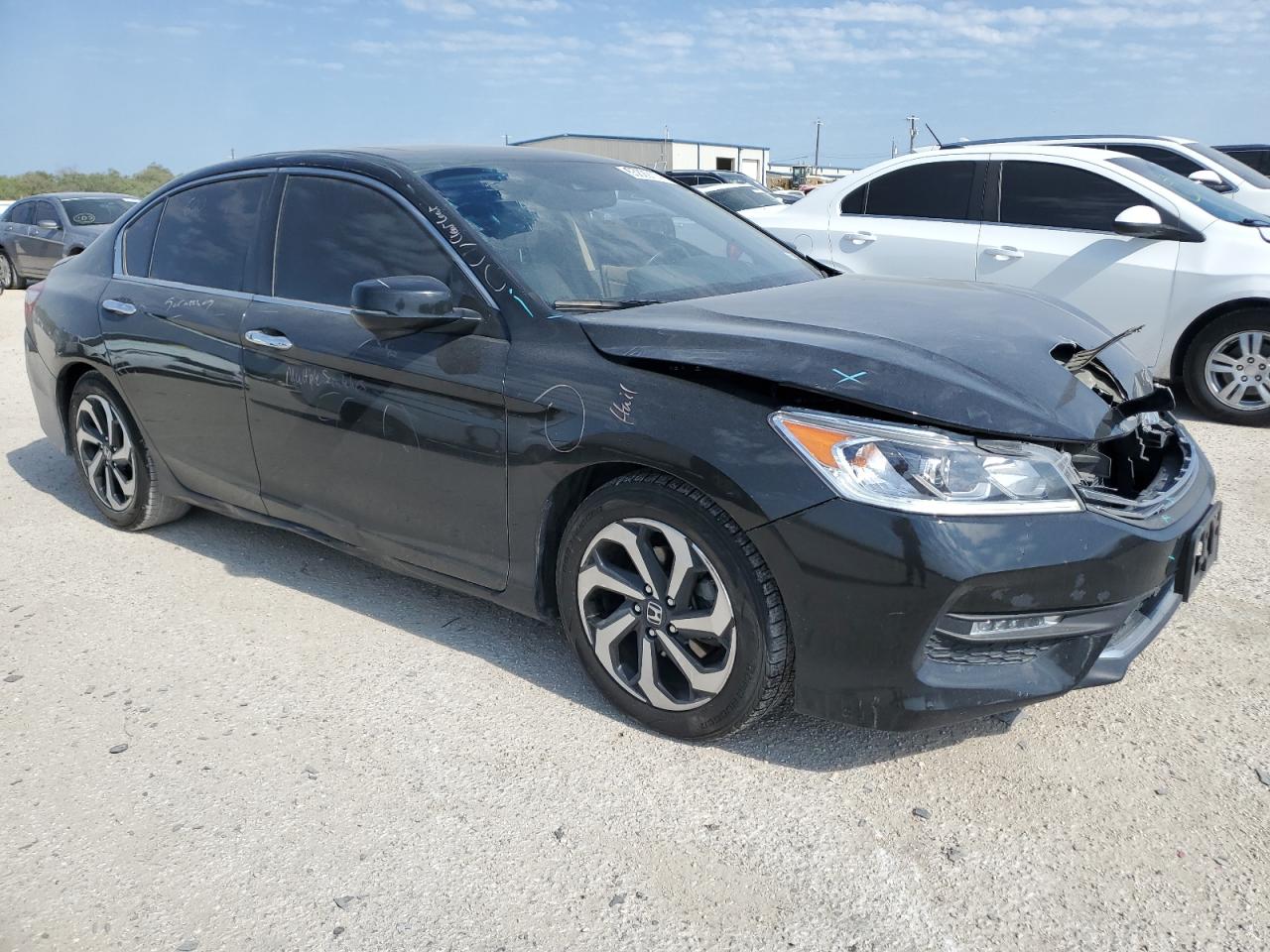 2016 Honda Accord VIN 1HGCR3F07GA015516 Copart auction photo, front end / minor dent/scratches damage thumbnail 4