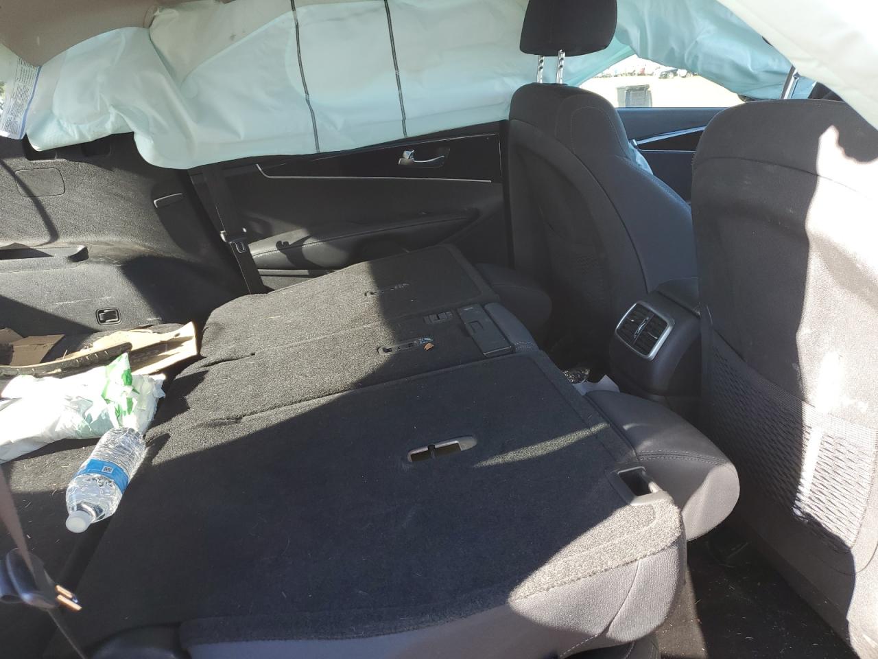 2019 KIA Sorento VIN 5XYPG4A50KG494000 Copart auction photo, front end / side damage thumbnail 12