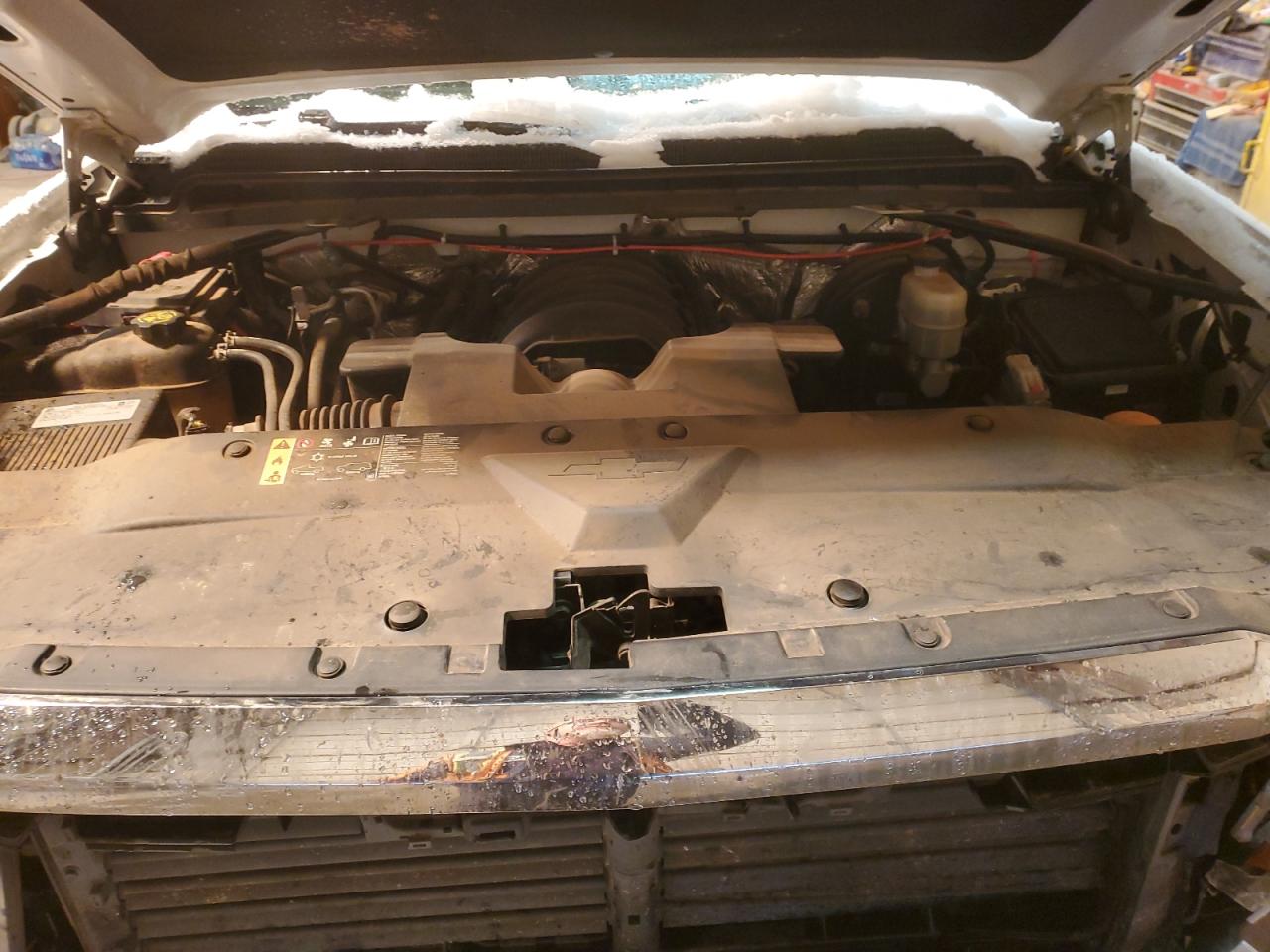 2018 Chevrolet Silverado VIN 1GCRCNEC7JZ212955 Copart auction photo, front end / minor dent/scratches damage thumbnail 11