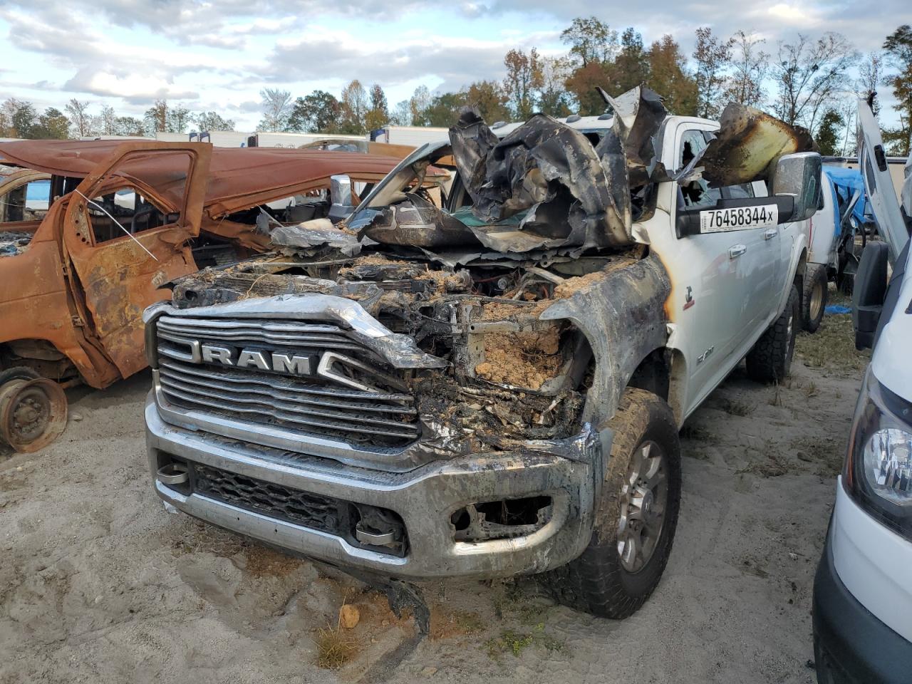 2022 RAM 3500 VIN 3C63R3ML9NG141586 - Copart auction photo