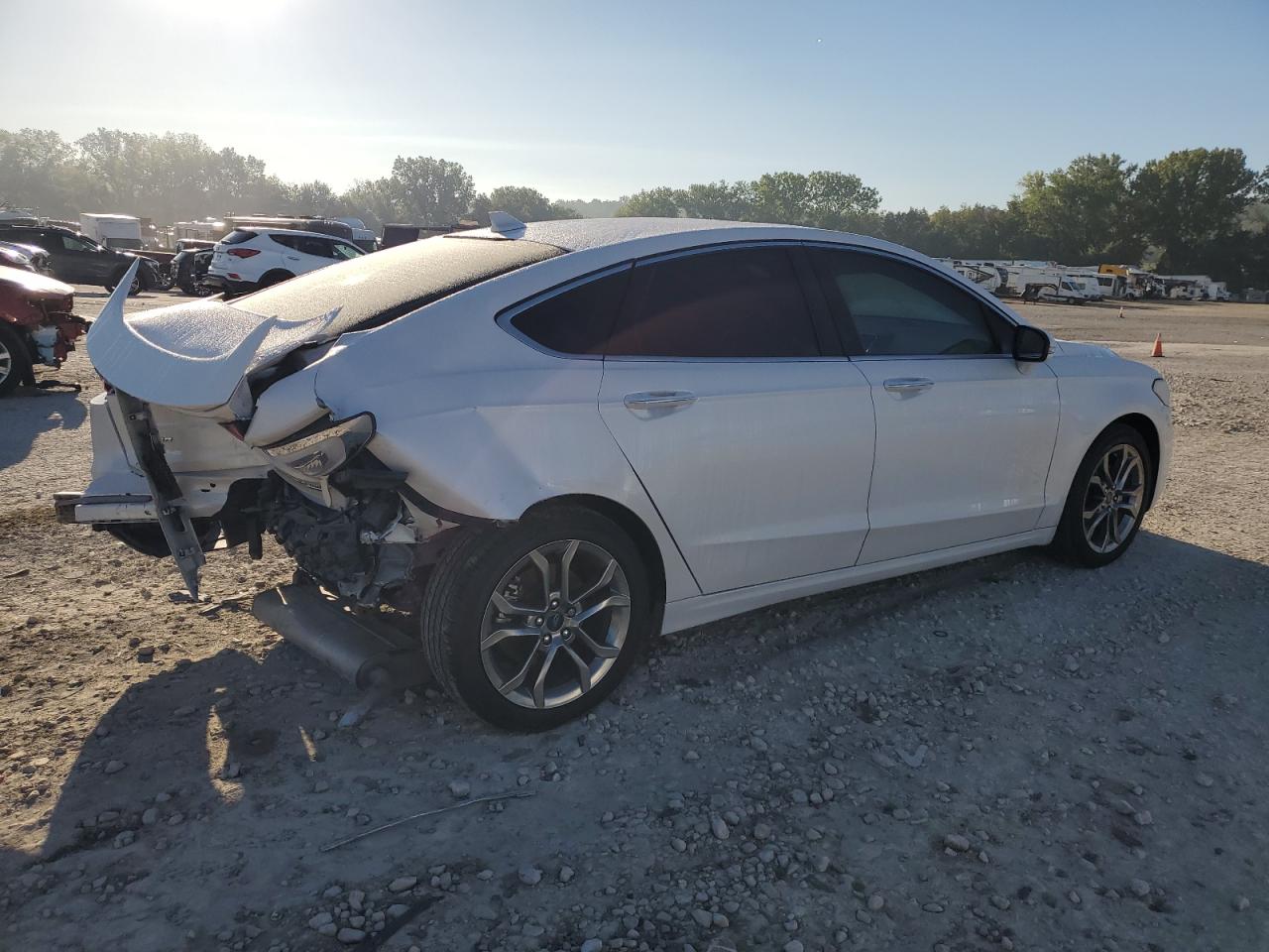 2020 Ford Fusion VIN 3FA6P0RU5LR188262 Copart auction photo, rear end / undercarriage damage thumbnail 3
