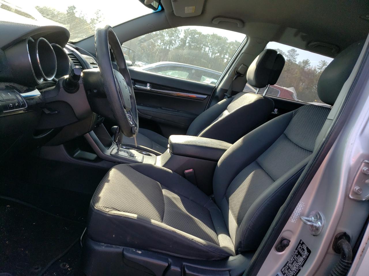 2011 KIA Sorento VIN 5XYKT4A28BG119788 Copart auction photo, minor dent/scratches damage thumbnail 7