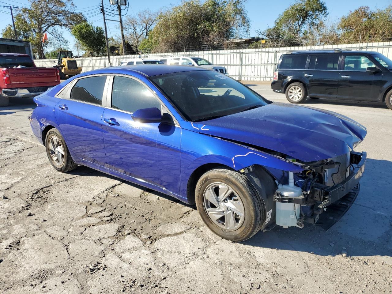 2024 Hyundai Elantra VIN KMHLL4DG5RU743094 Copart auction photo, all over / minor dent/scratches damage thumbnail 4