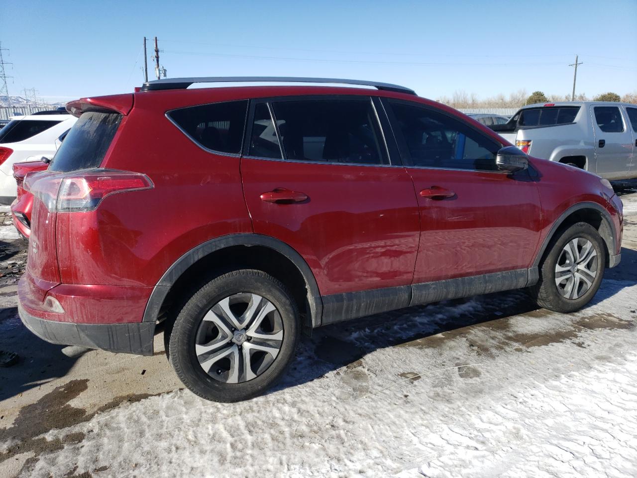 2018 Toyota RAV 4 VIN JTMBFREV0JD224007 Copart auction photo, side / front end damage thumbnail 3