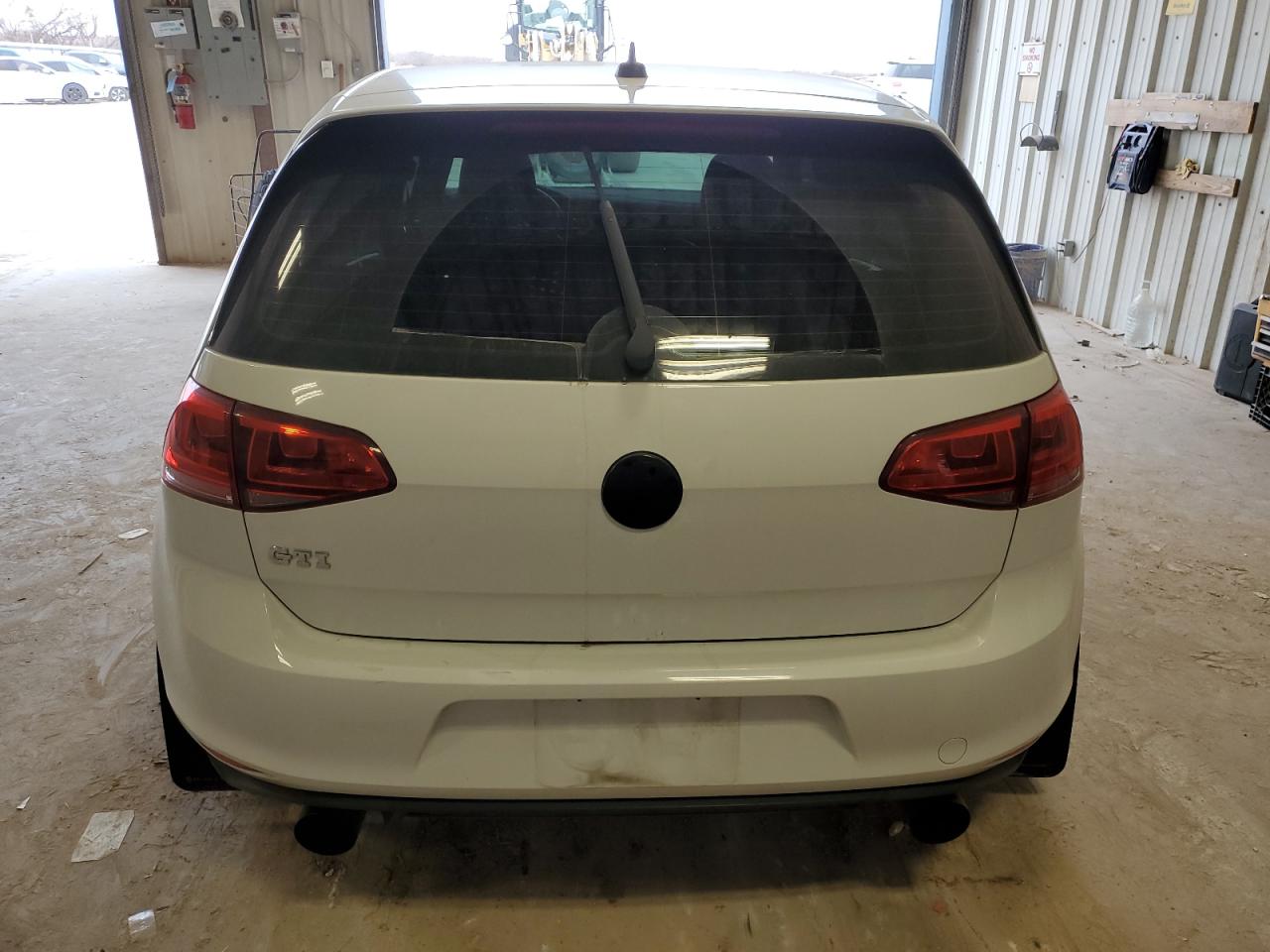 2017 Volkswagen GTI VIN 3VW5T7AU3HM027240 Copart auction photo, front end / minor dent/scratches damage thumbnail 6