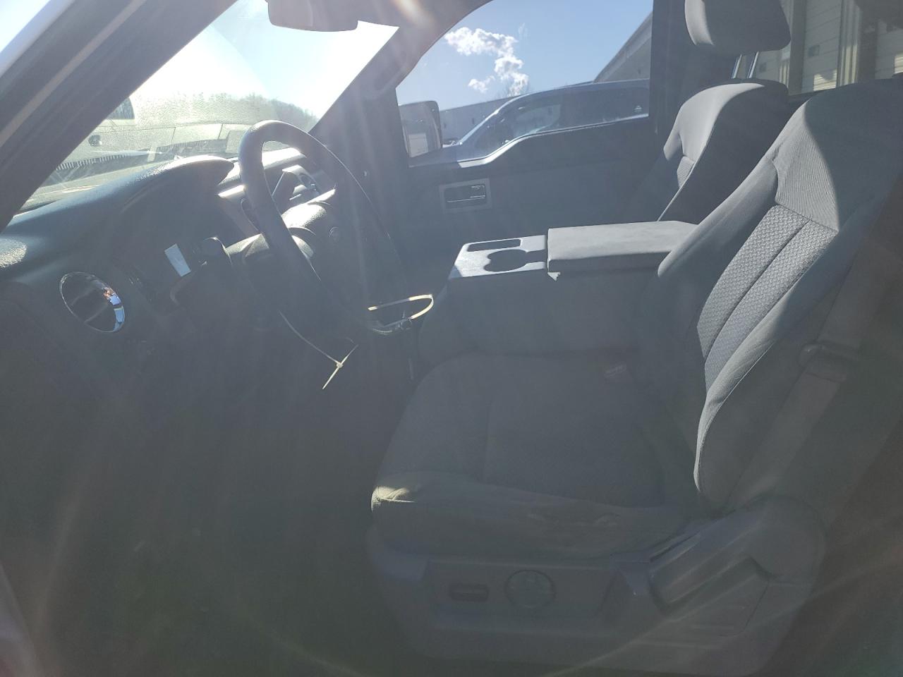 2011 Ford F-150 VIN 1FTFW1ET2BFB97139 Copart auction photo, undercarriage / minor dent/scratches damage thumbnail 7