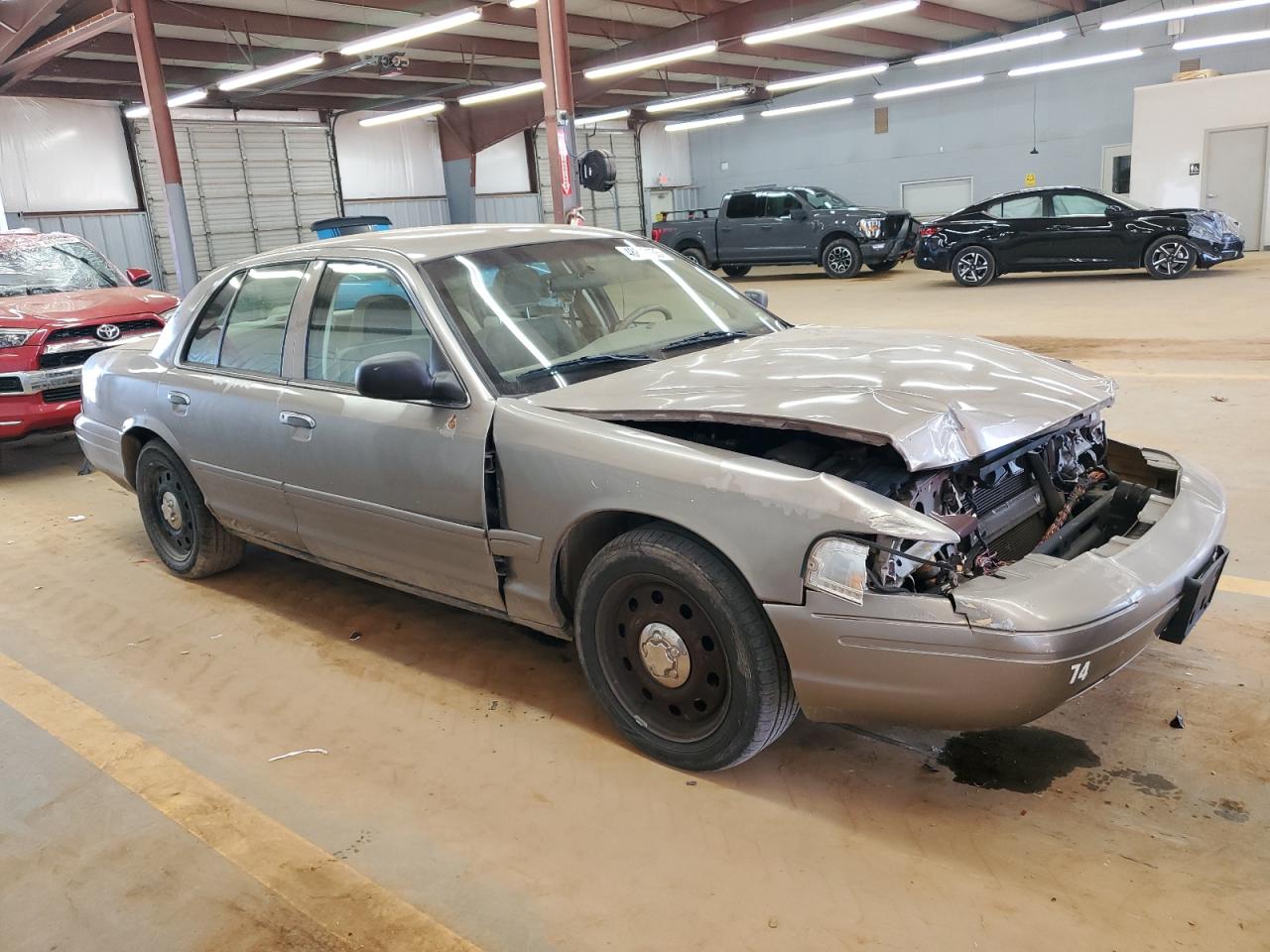2006 Ford Crown Victoria VIN 2FAFP71WX6X156760 Copart auction photo, front end / minor dent/scratches damage thumbnail 4