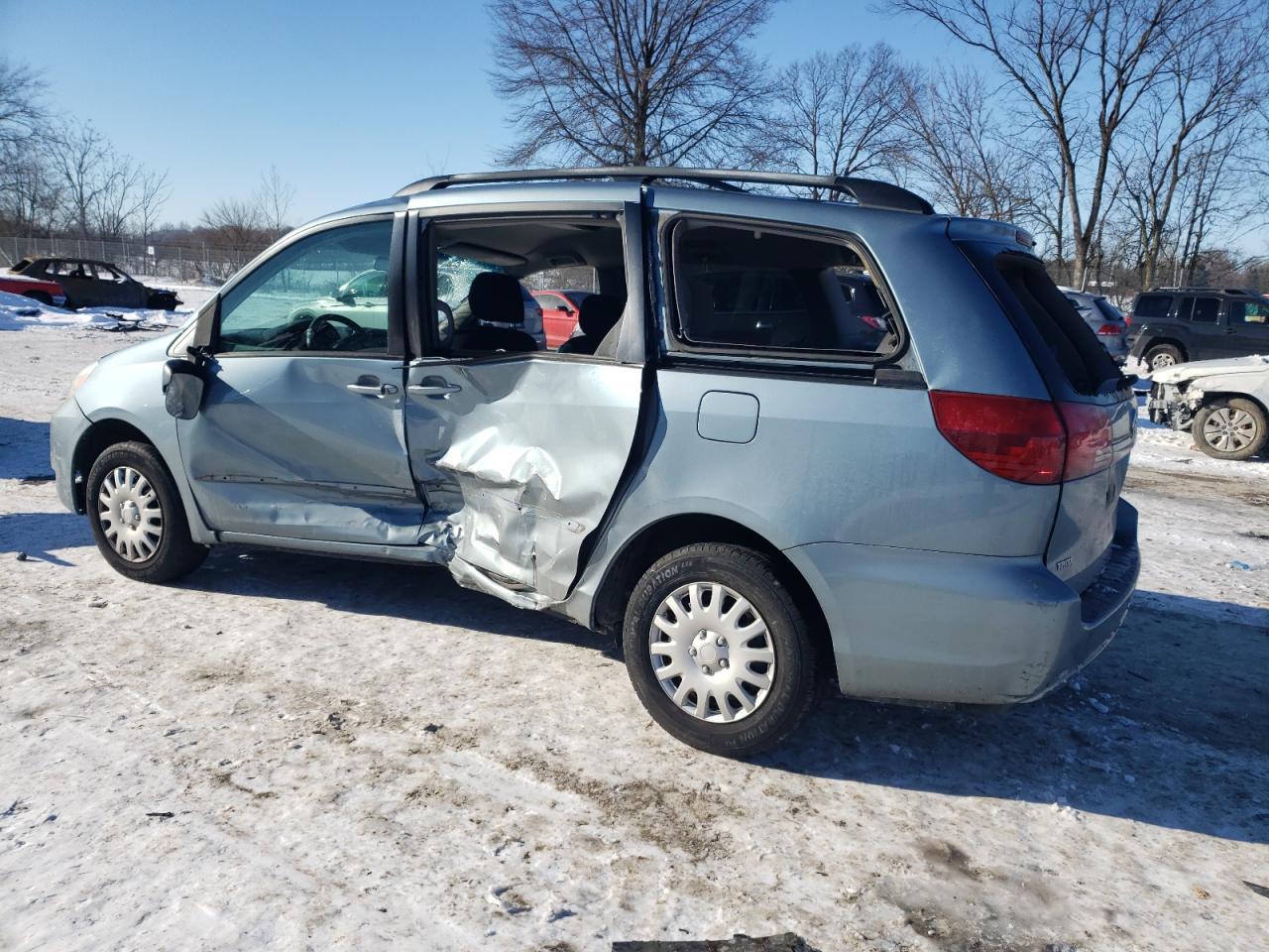 2004 Toyota Sienna VIN 5TDZA23C34S165730 Copart auction photo, rollover / side damage thumbnail 2